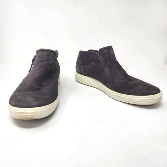 Ecco Women's Soft 7 Black Powder Zip Bootie Size 10 - Picture 1 of 10
